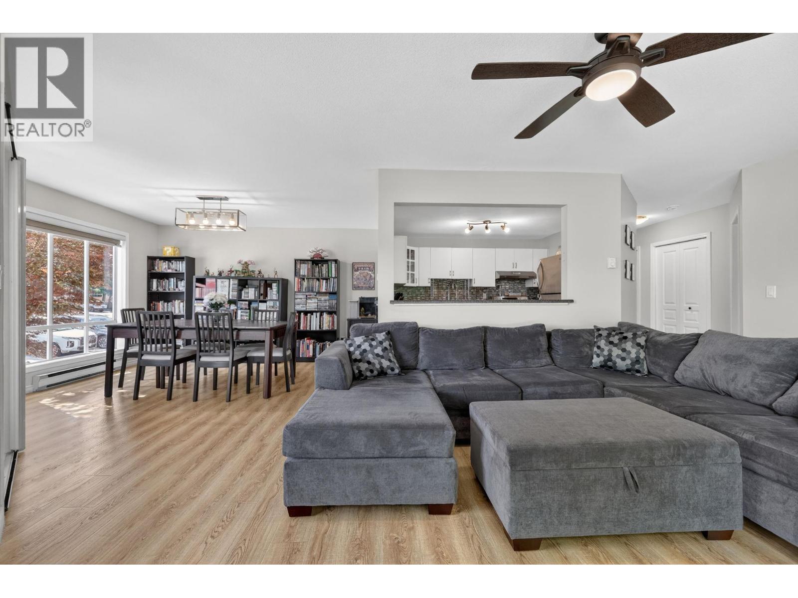 727 Houghton Road Unit# 112
