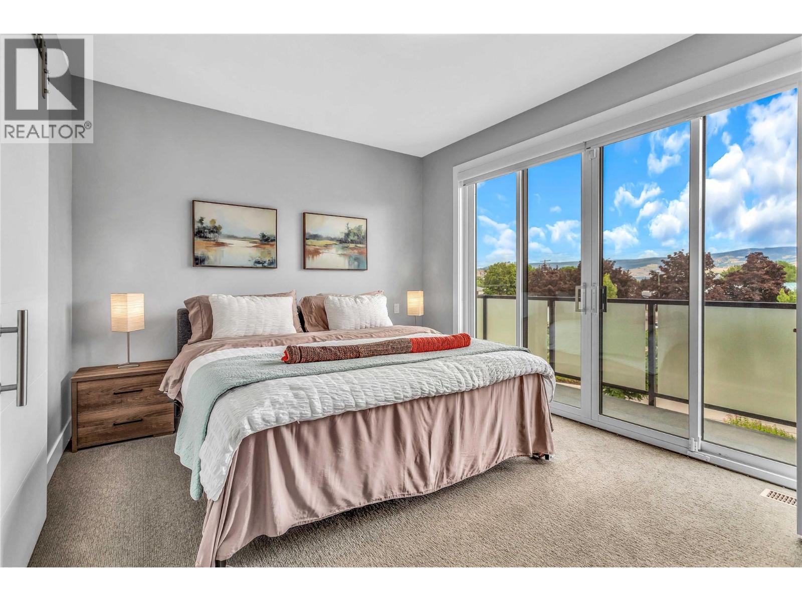 1102 Cameron Avenue Unit# 9
