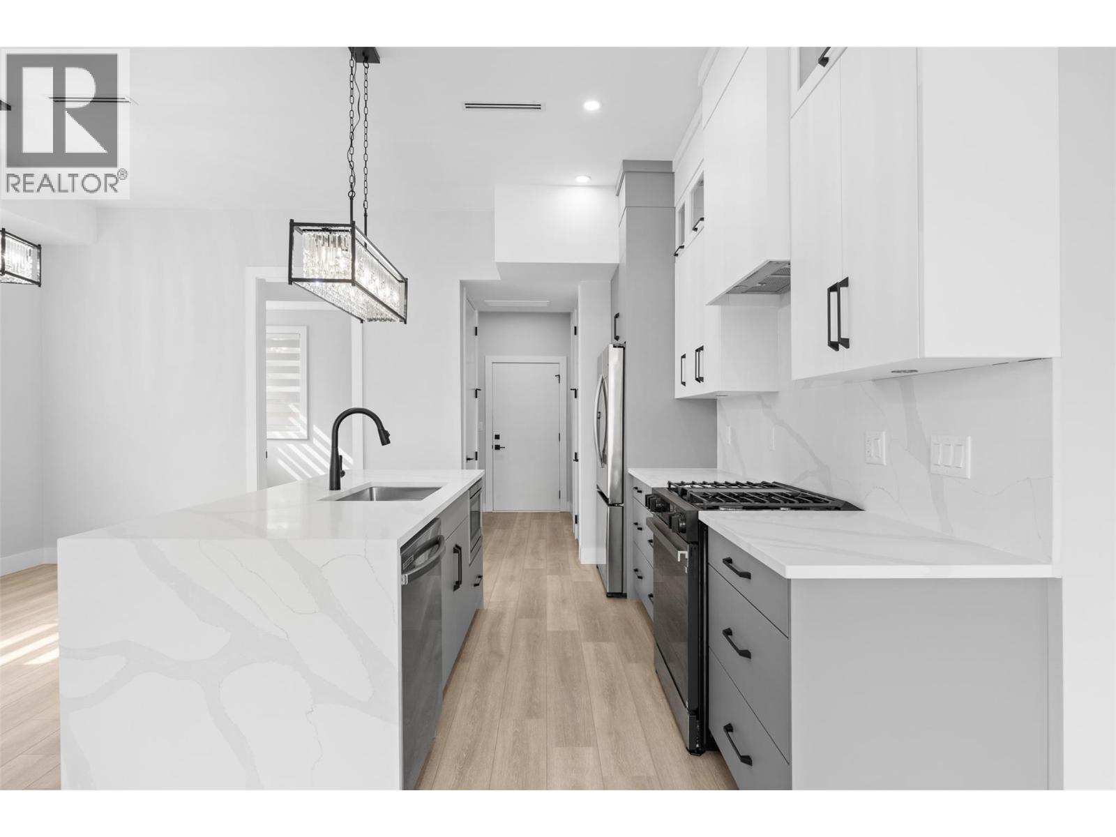 954 Stockwell Avenue Unit# 1