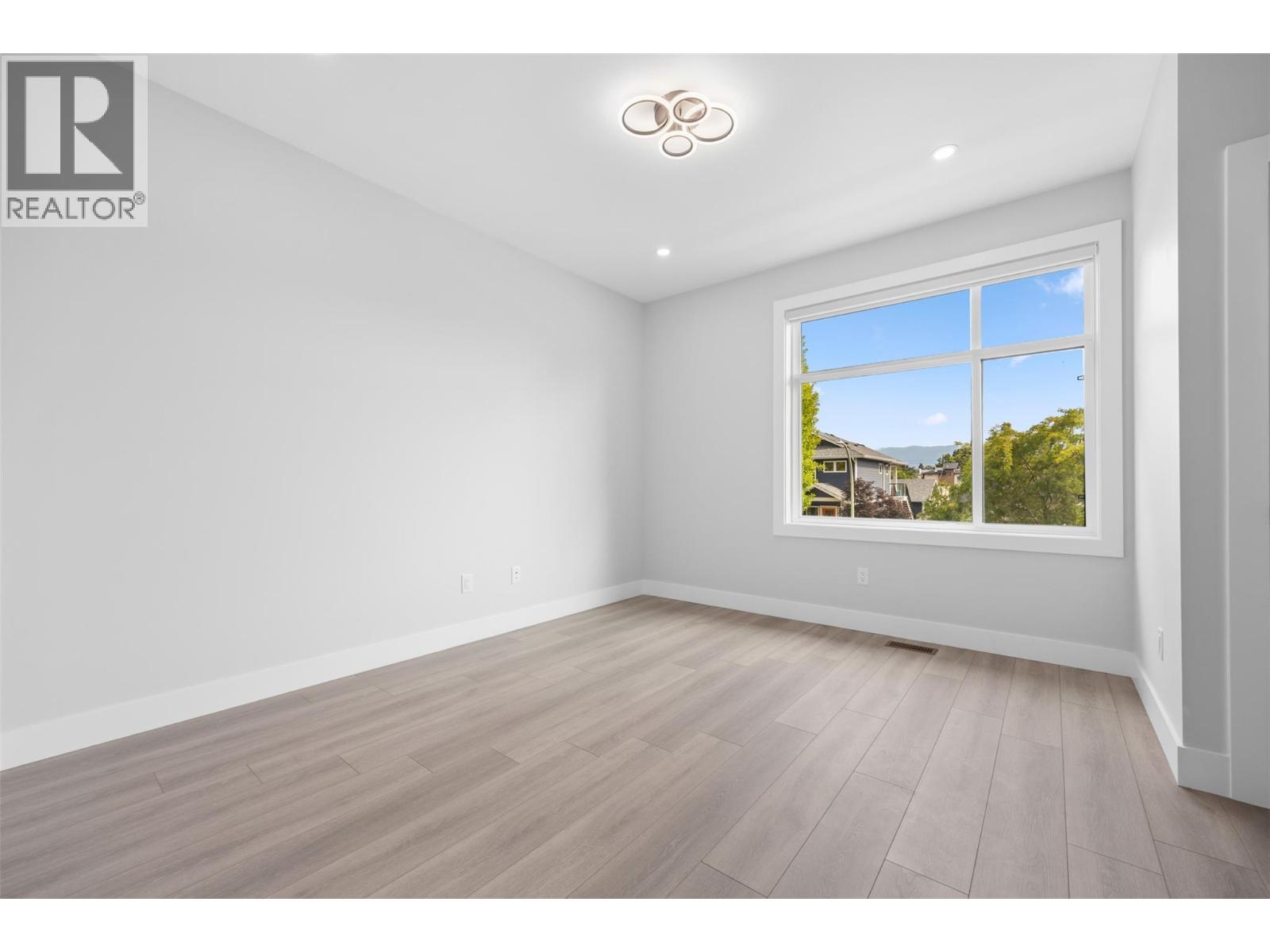 954 Stockwell Avenue Unit# 1