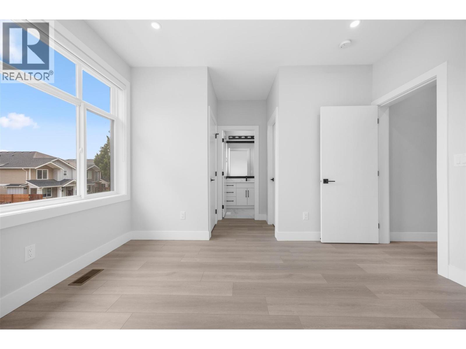 954 Stockwell Avenue Unit# 1