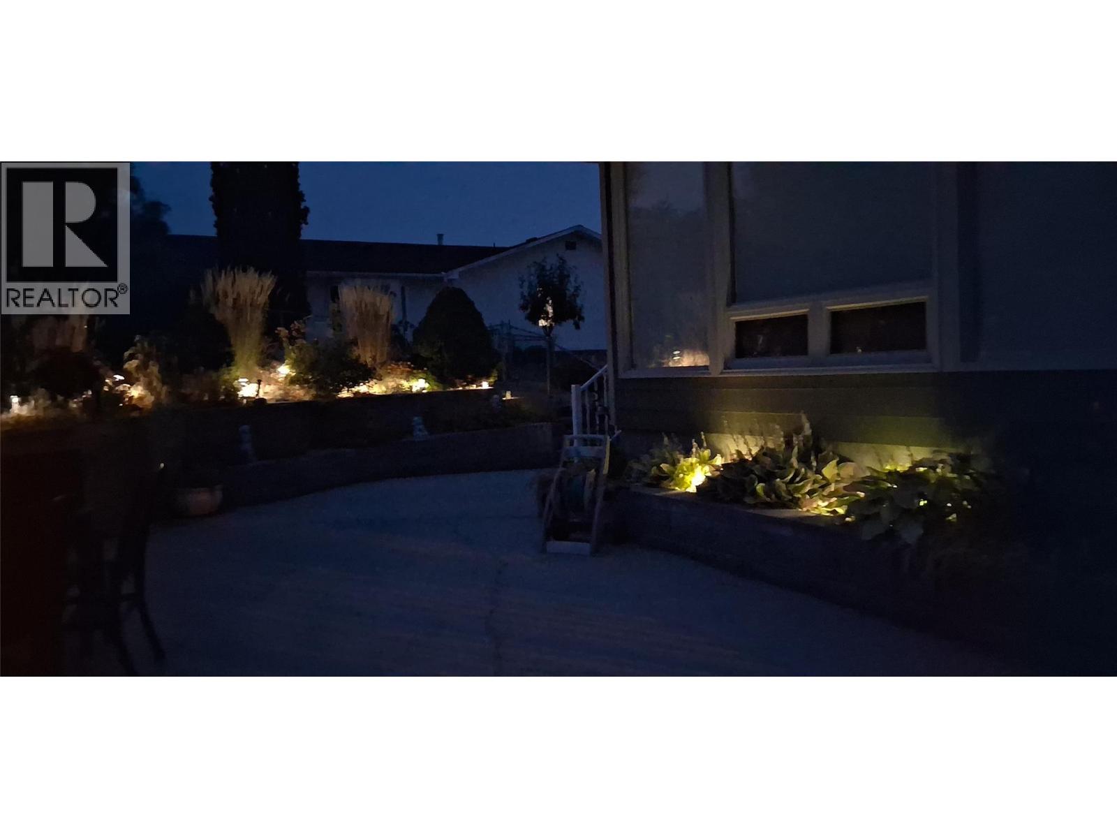 2489 Chieftain Road