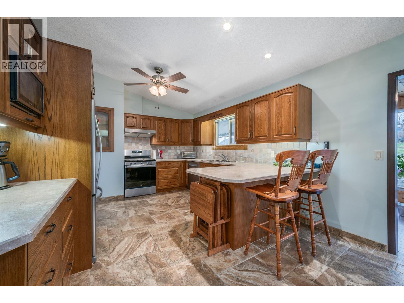 2489 Chieftain Road
