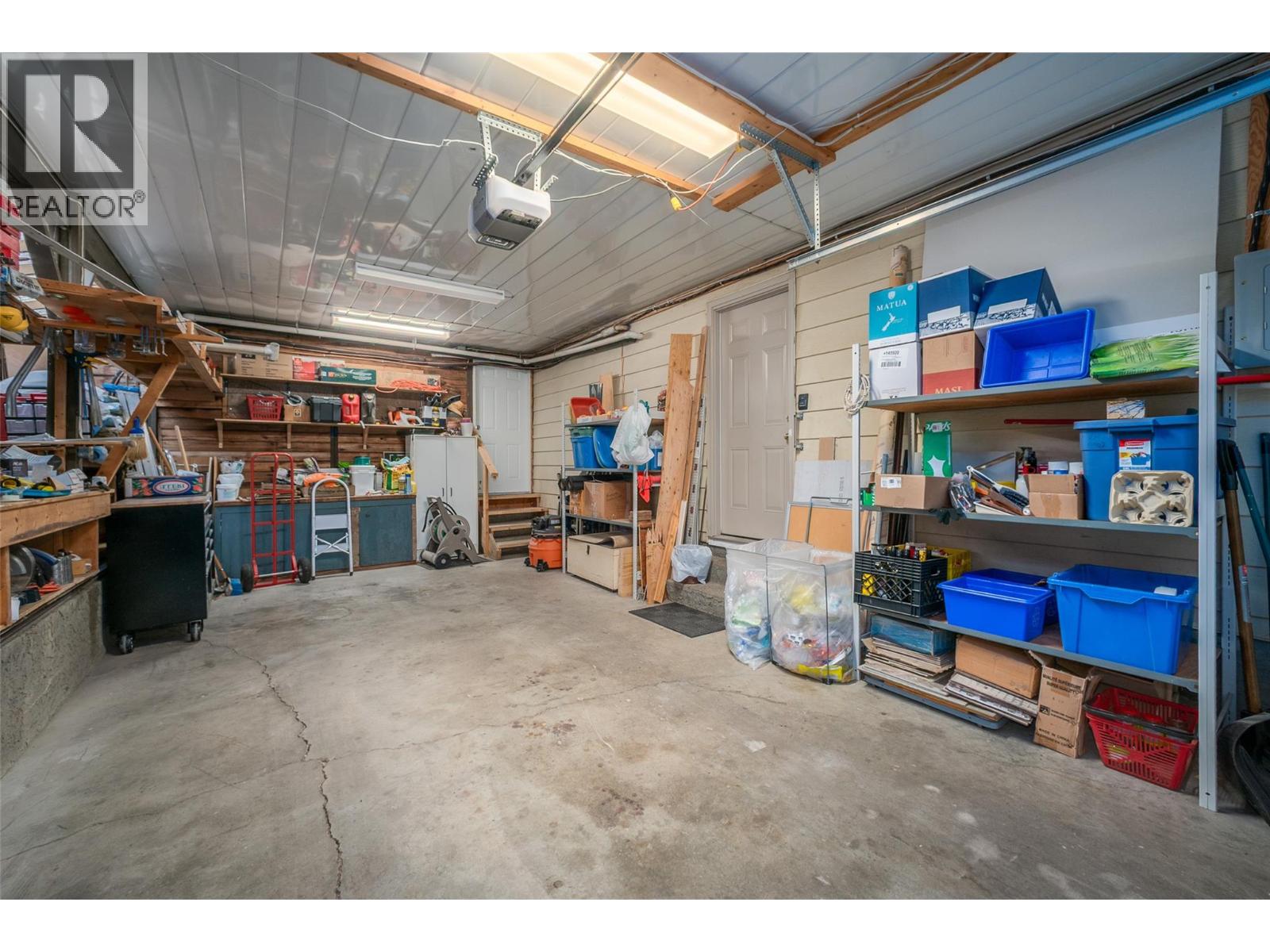2489 Chieftain Road