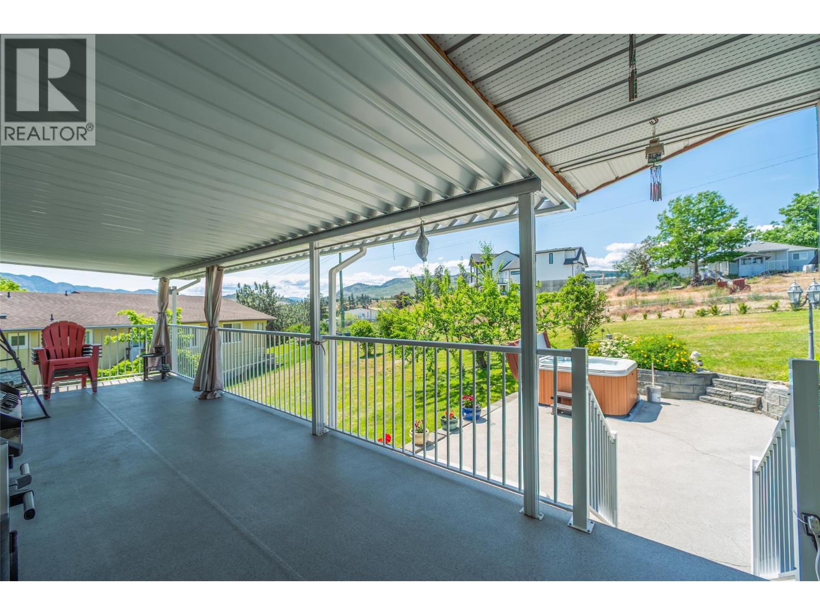 2489 Chieftain Road