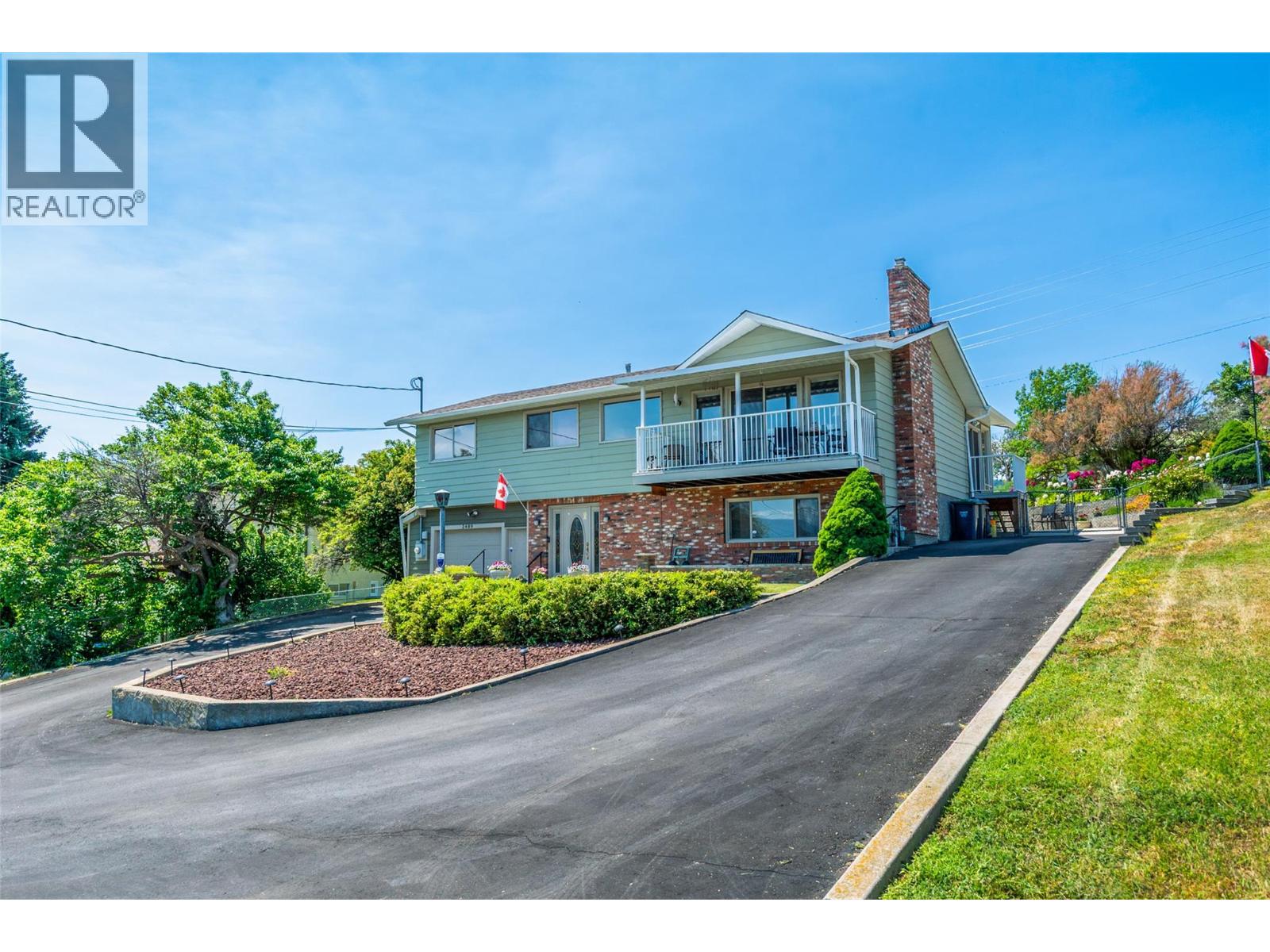 2489 Chieftain Road