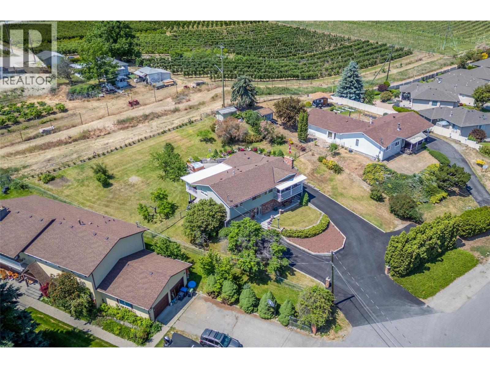 2489 Chieftain Road