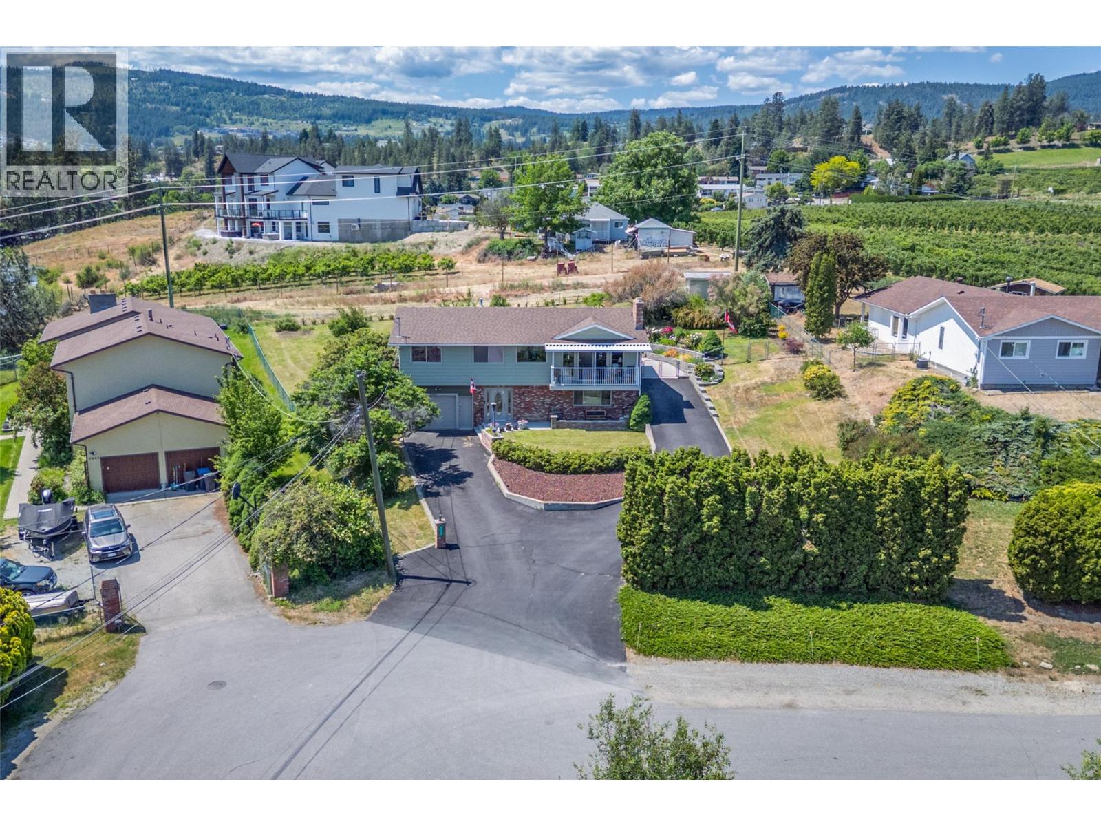 2489 Chieftain Road