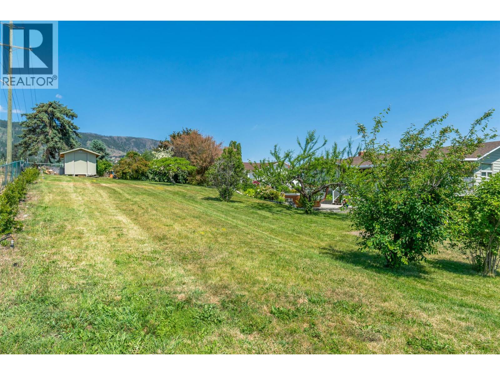 2489 Chieftain Road