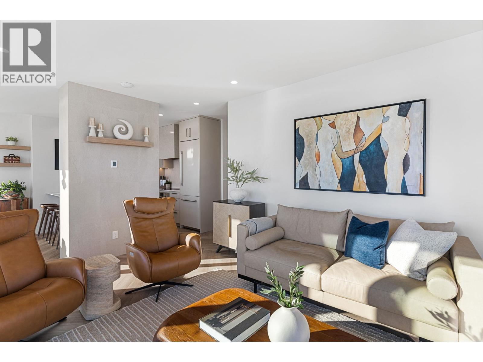 3340 Lakeshore Road Unit# 707