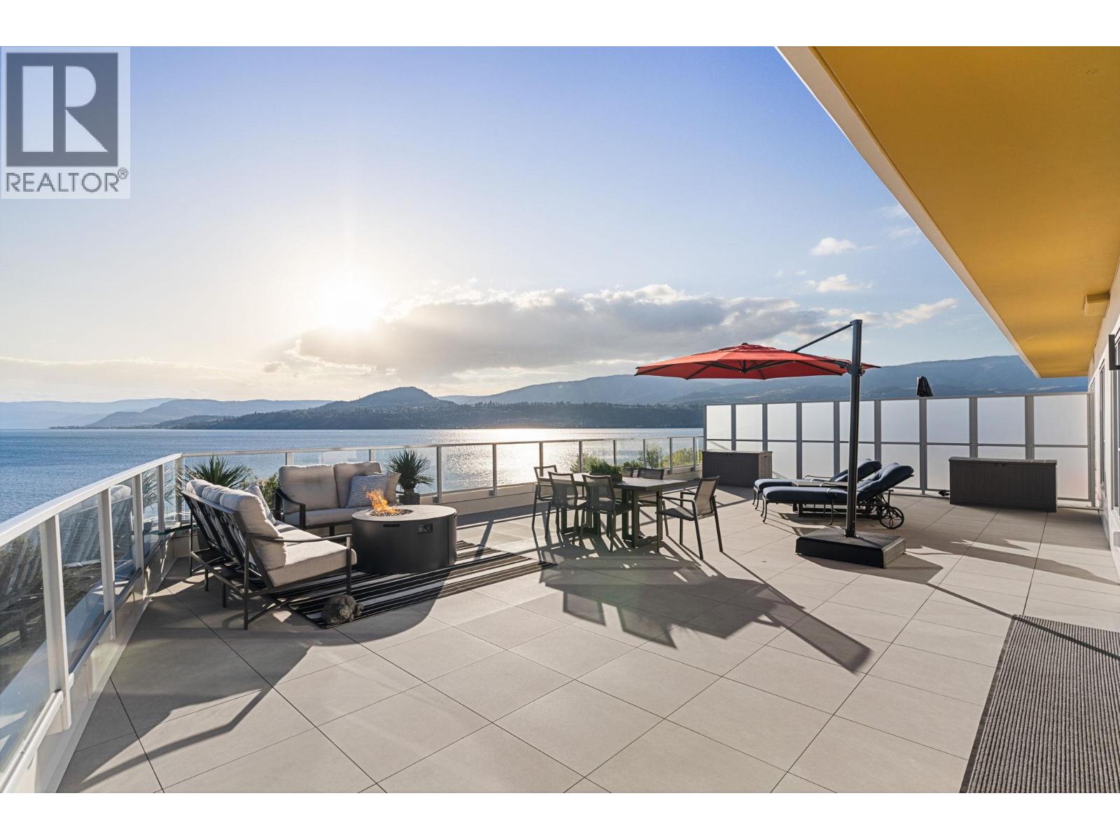 3340 Lakeshore Road Unit# 707