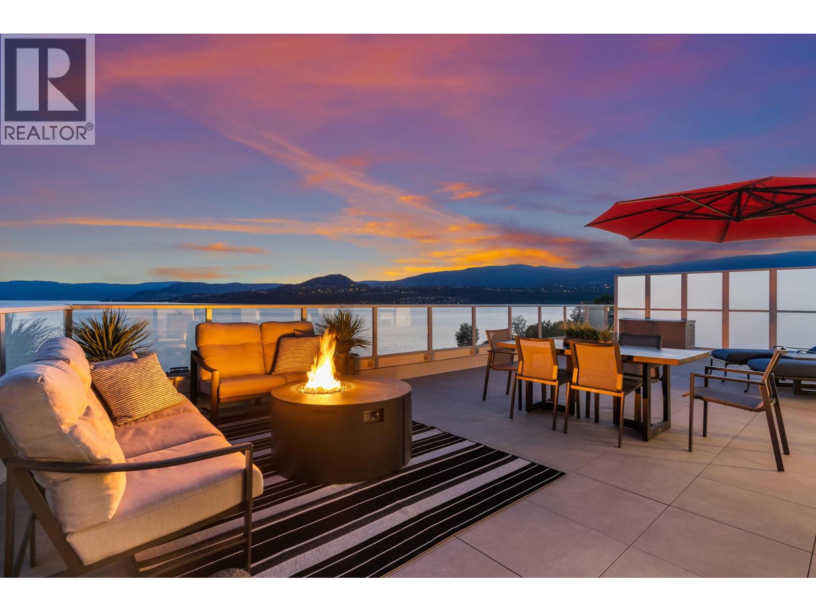 3340 Lakeshore Road Unit# 707