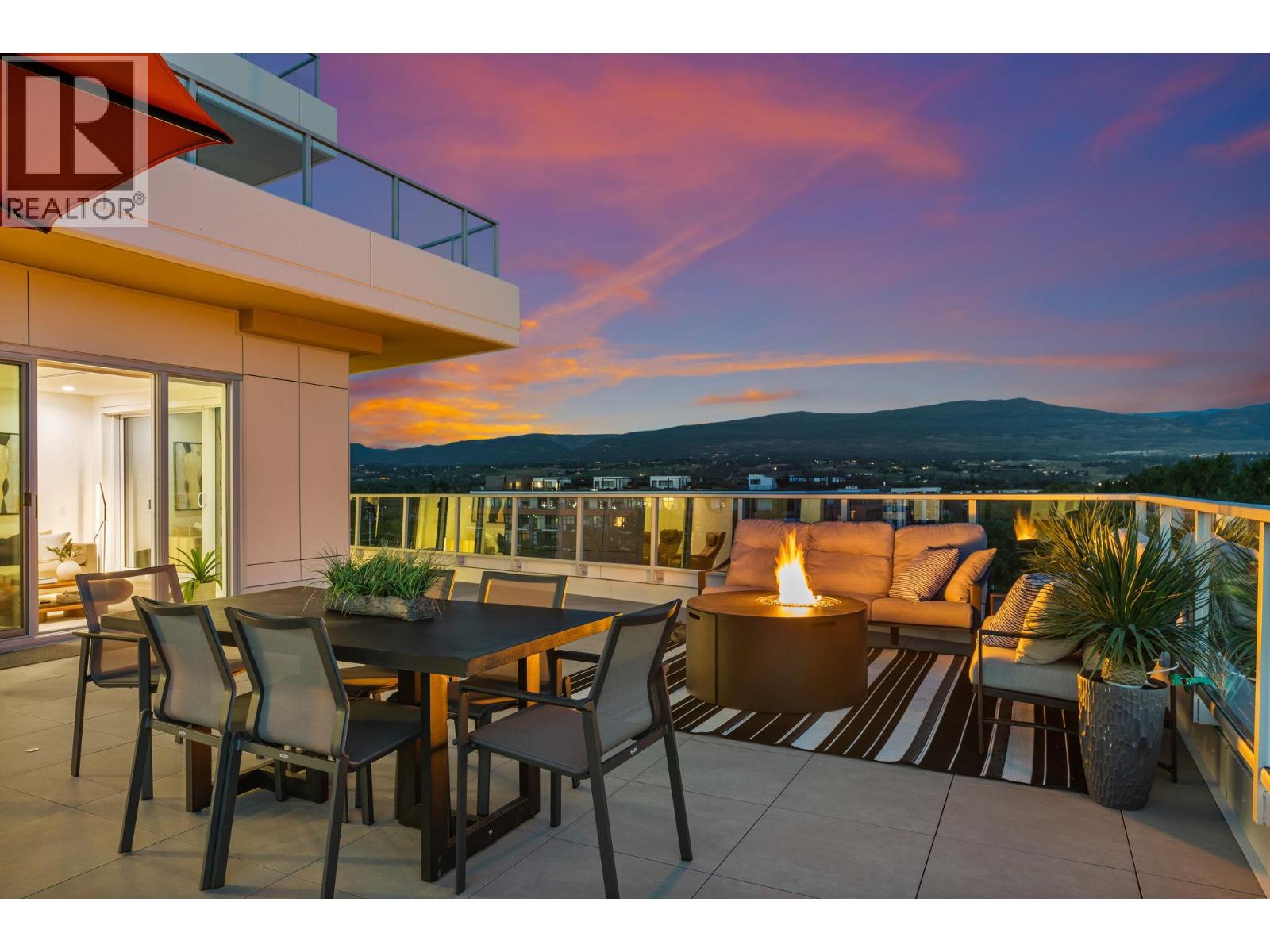 3340 Lakeshore Road Unit# 707