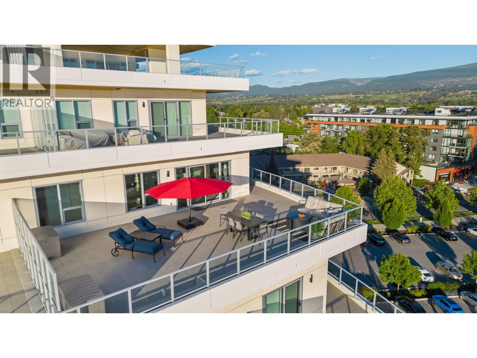 3340 Lakeshore Road Unit# 707