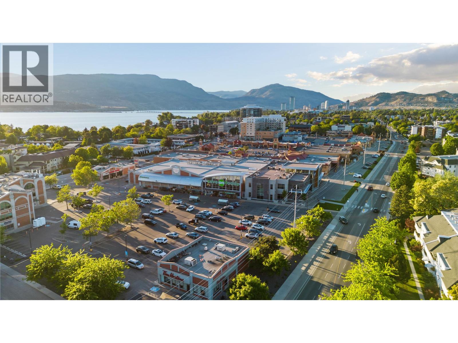 3340 Lakeshore Road Unit# 707