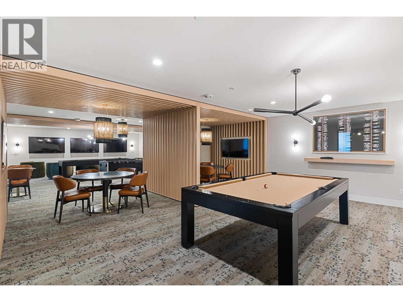 3340 Lakeshore Road Unit# 707