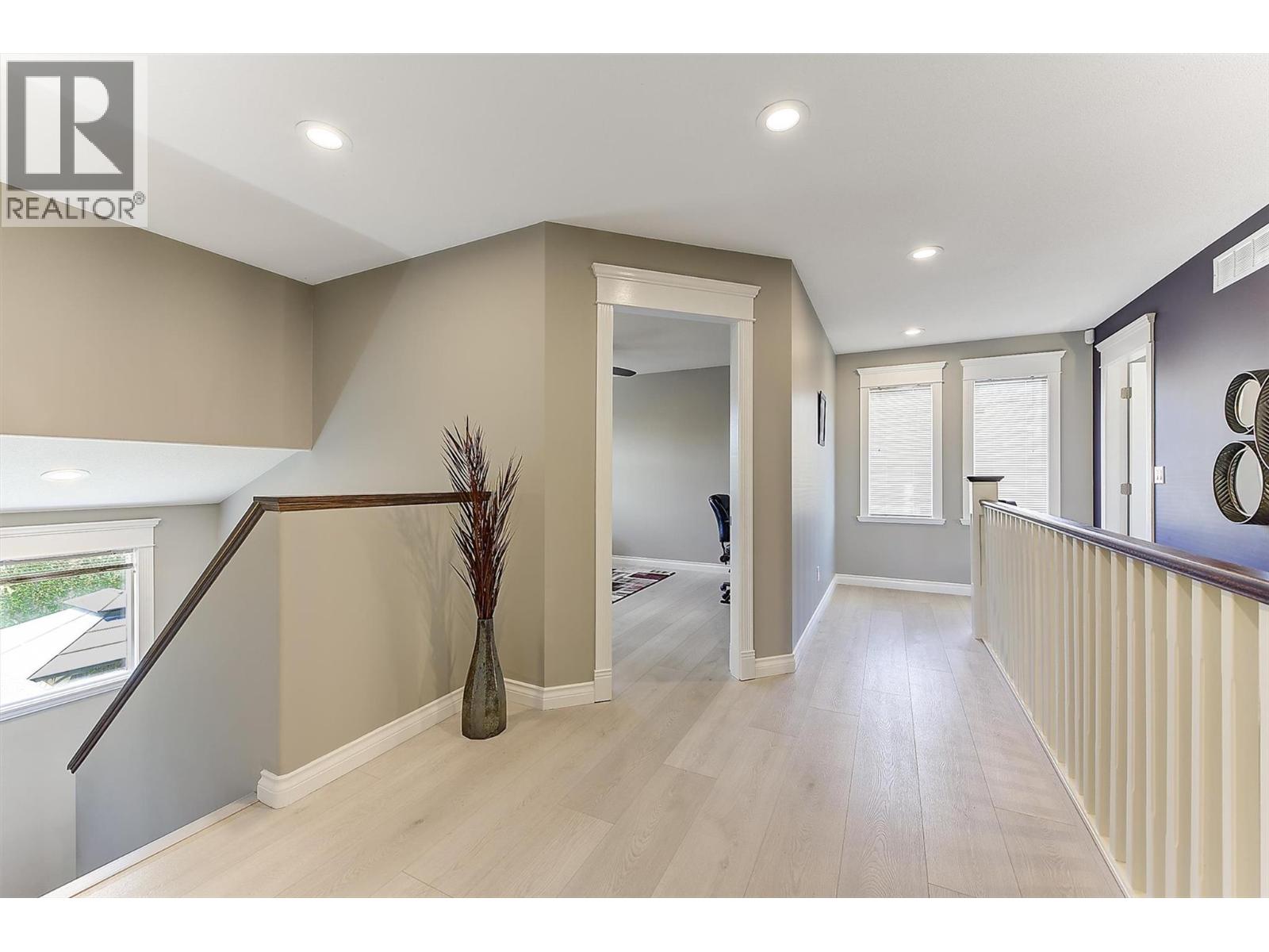 3077 Quail Crescent