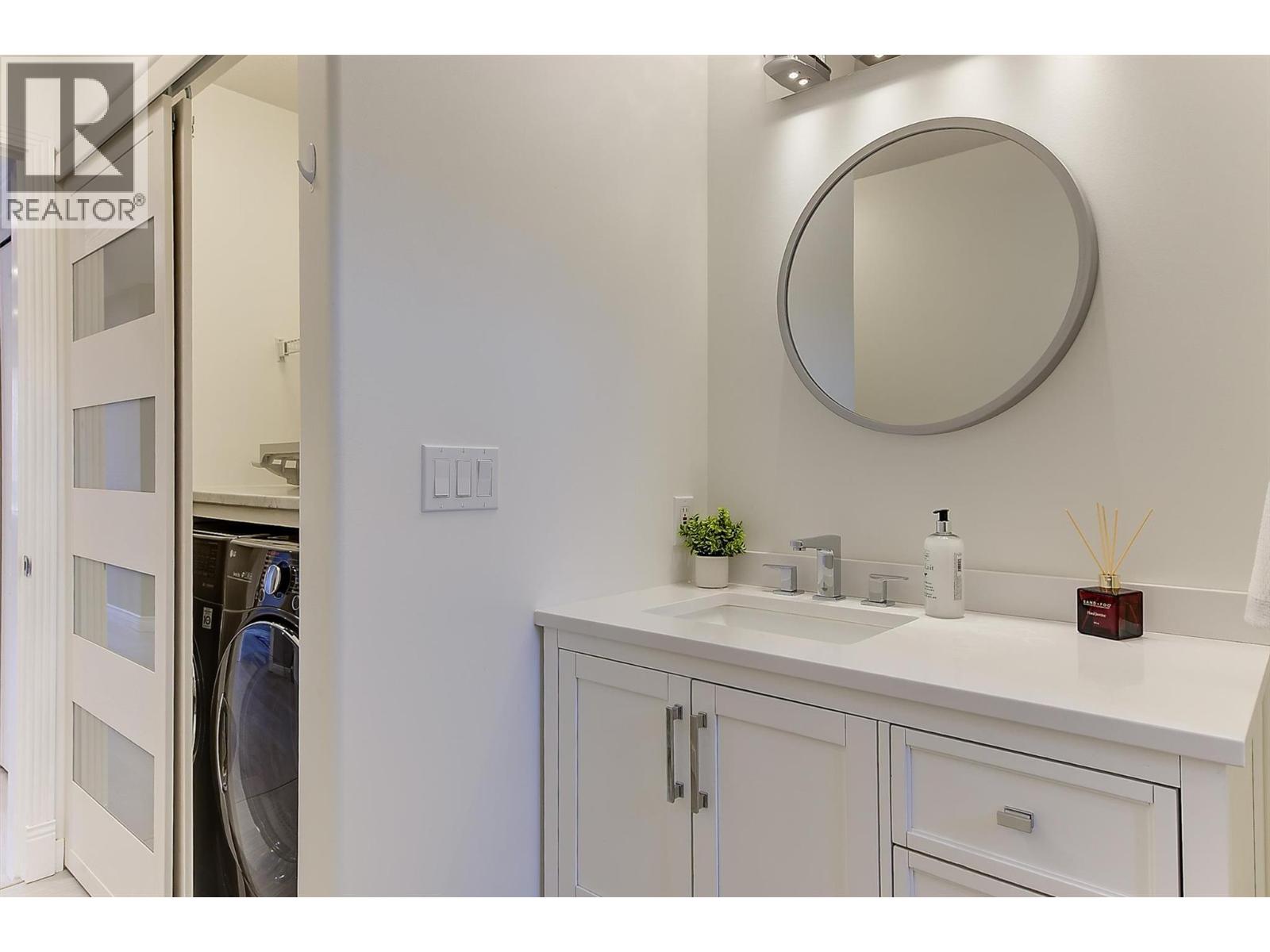 3077 Quail Crescent