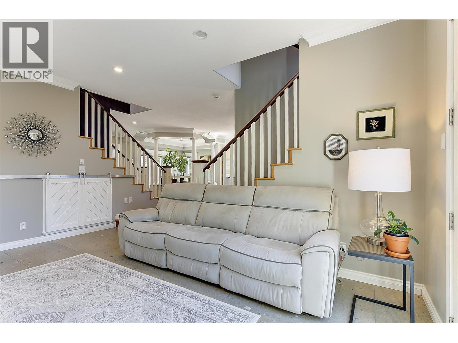3077 Quail Crescent