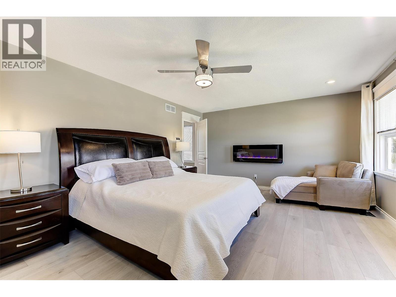 3077 Quail Crescent