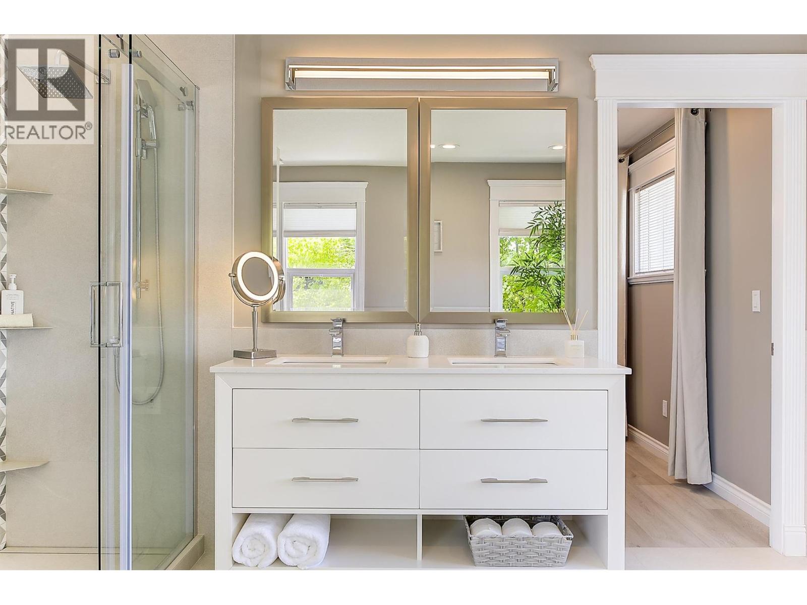 3077 Quail Crescent