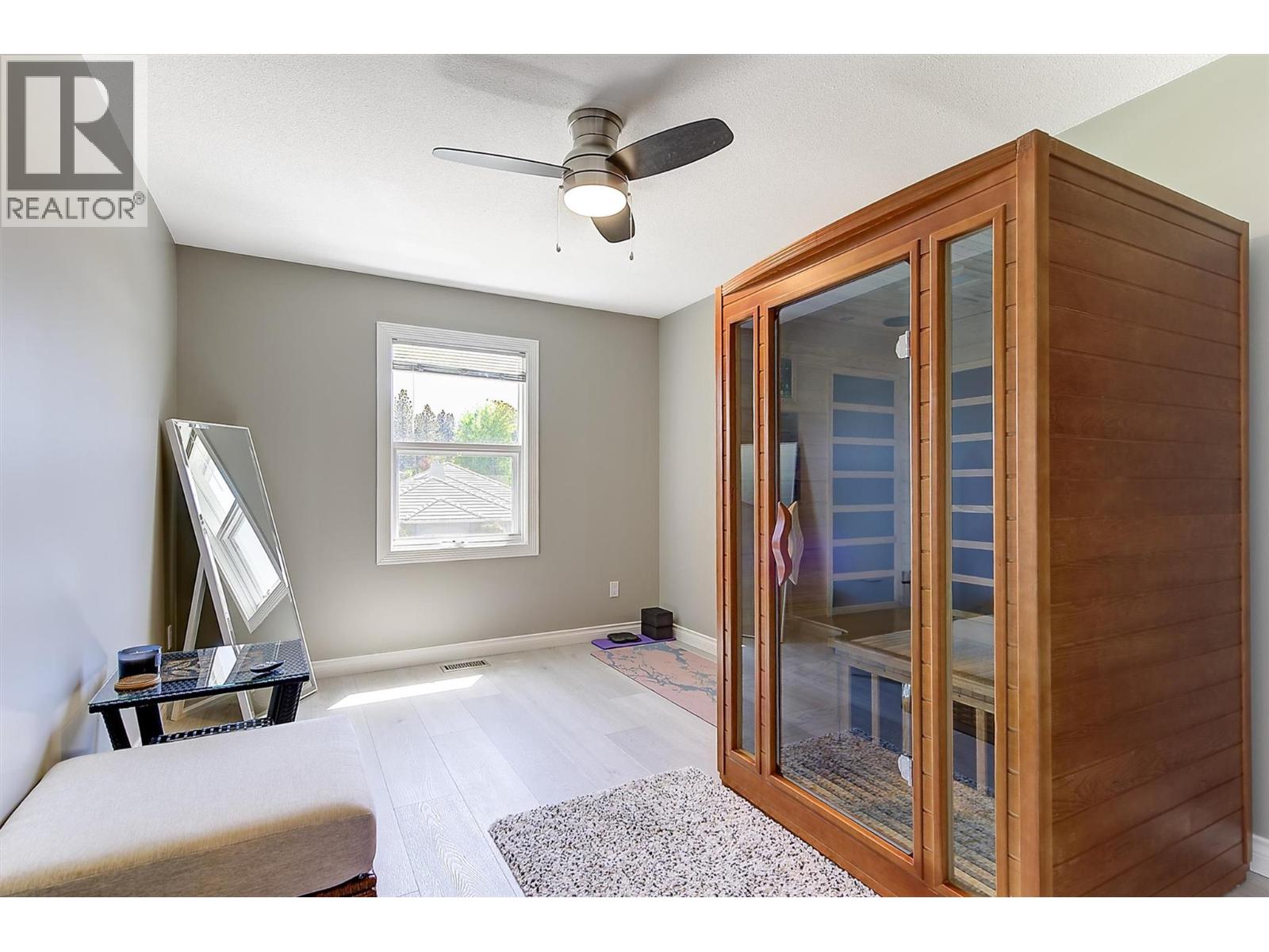3077 Quail Crescent