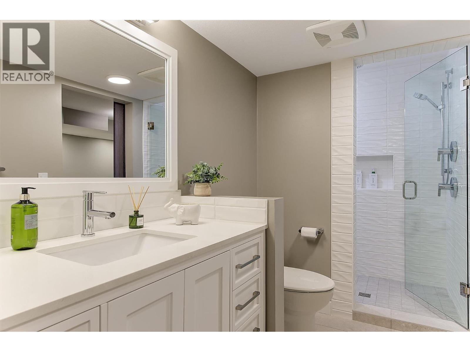 3077 Quail Crescent