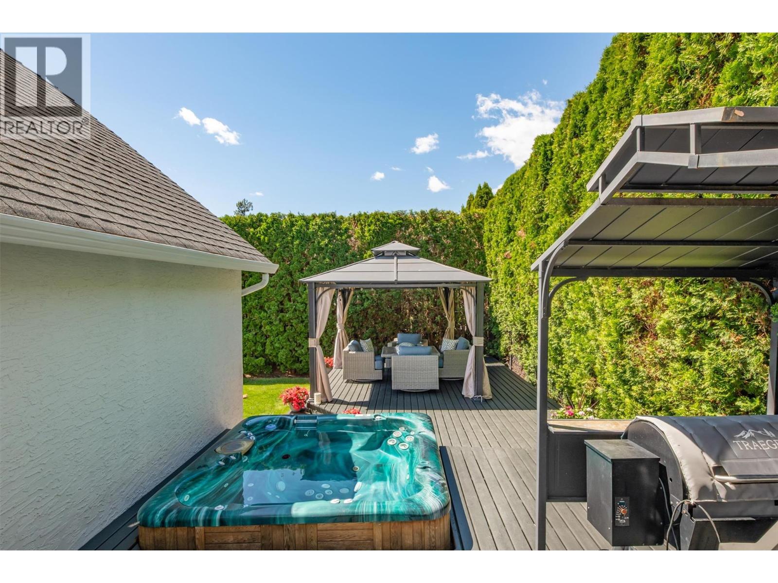 3077 Quail Crescent