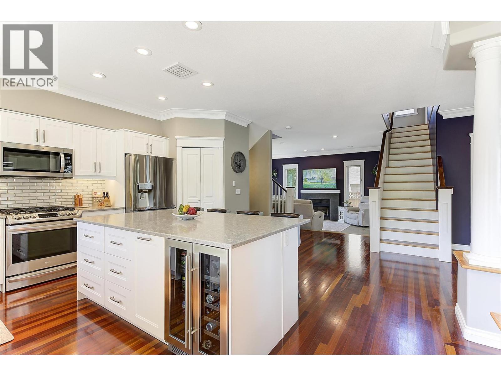 3077 Quail Crescent