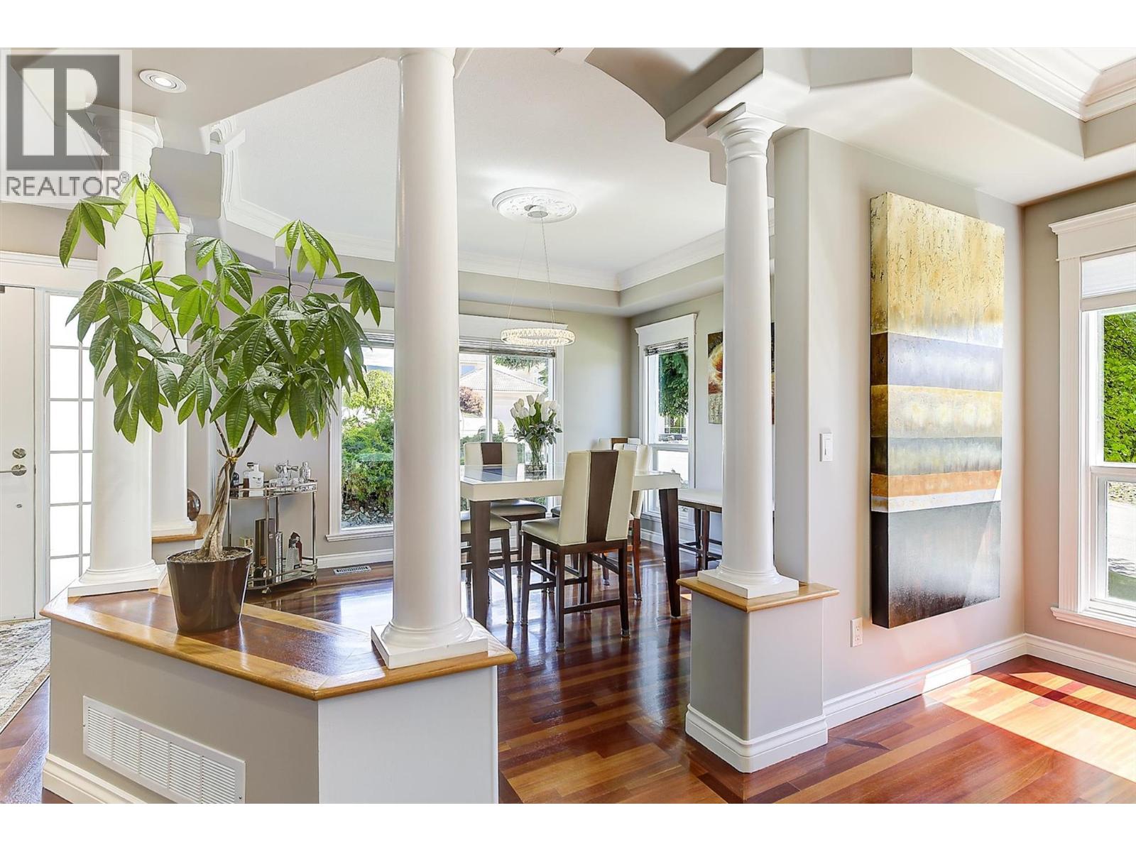 3077 Quail Crescent