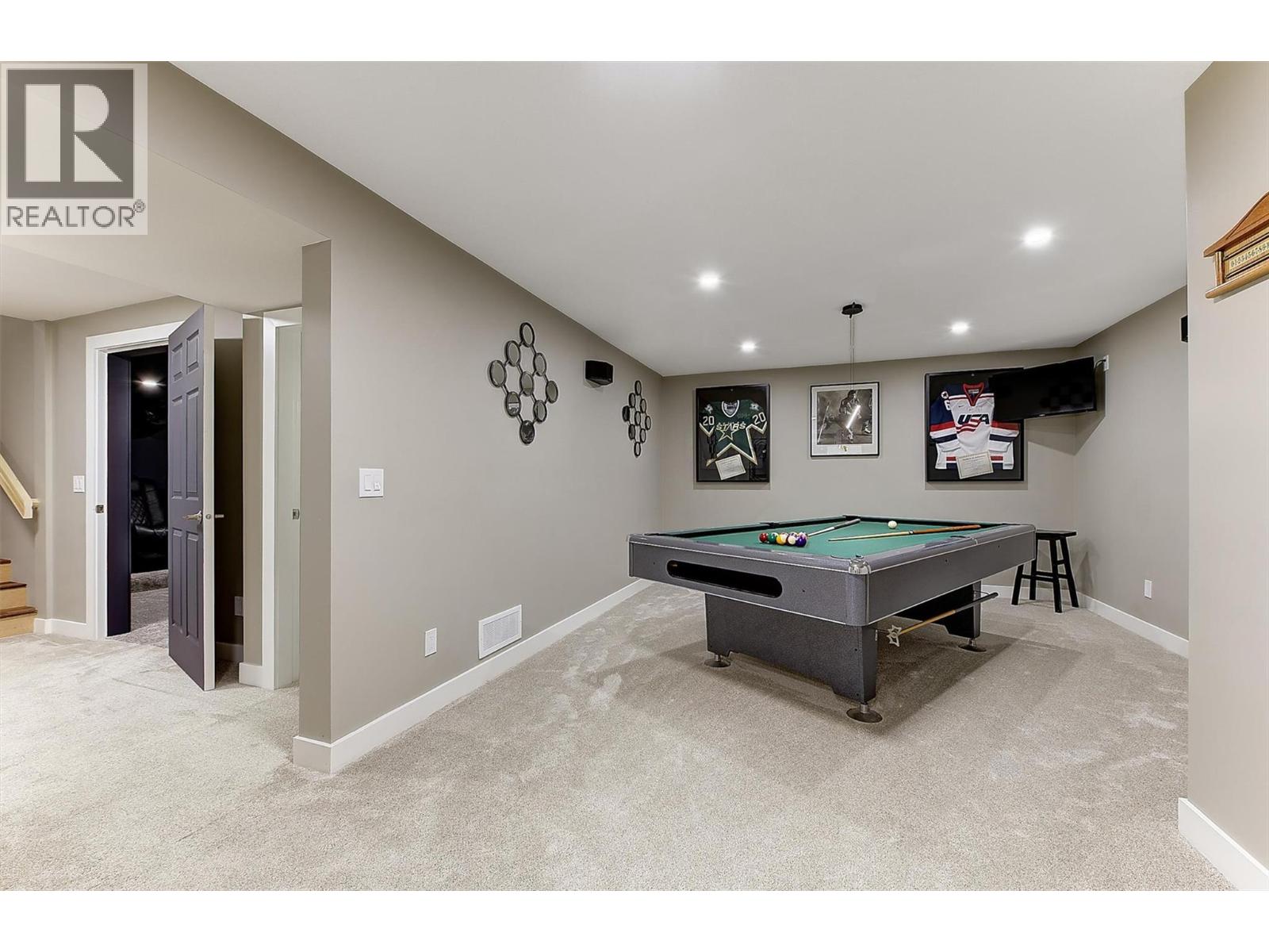 3077 Quail Crescent