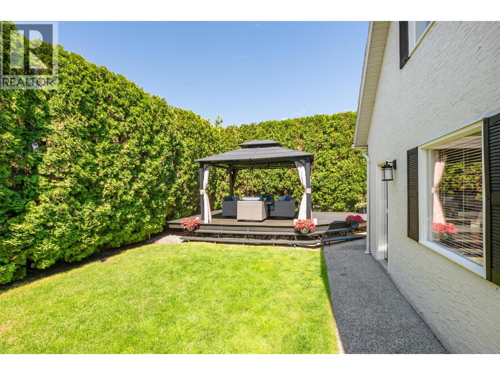 3077 Quail Crescent