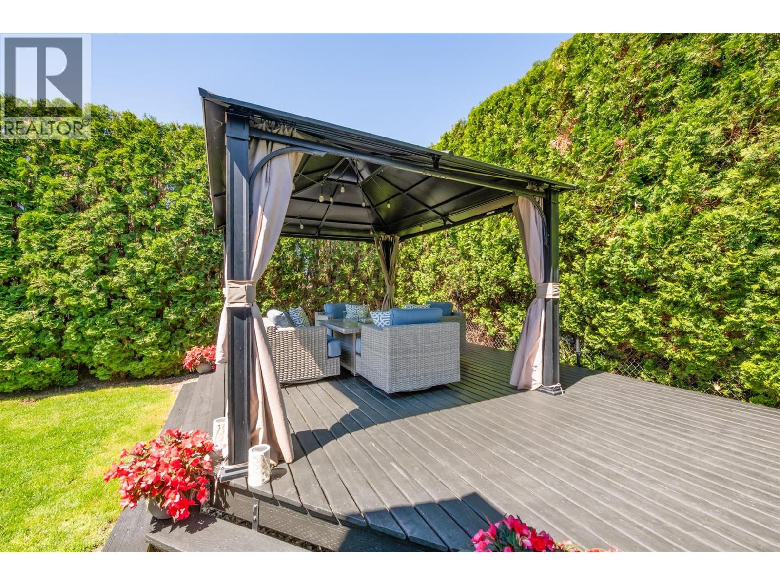 3077 Quail Crescent