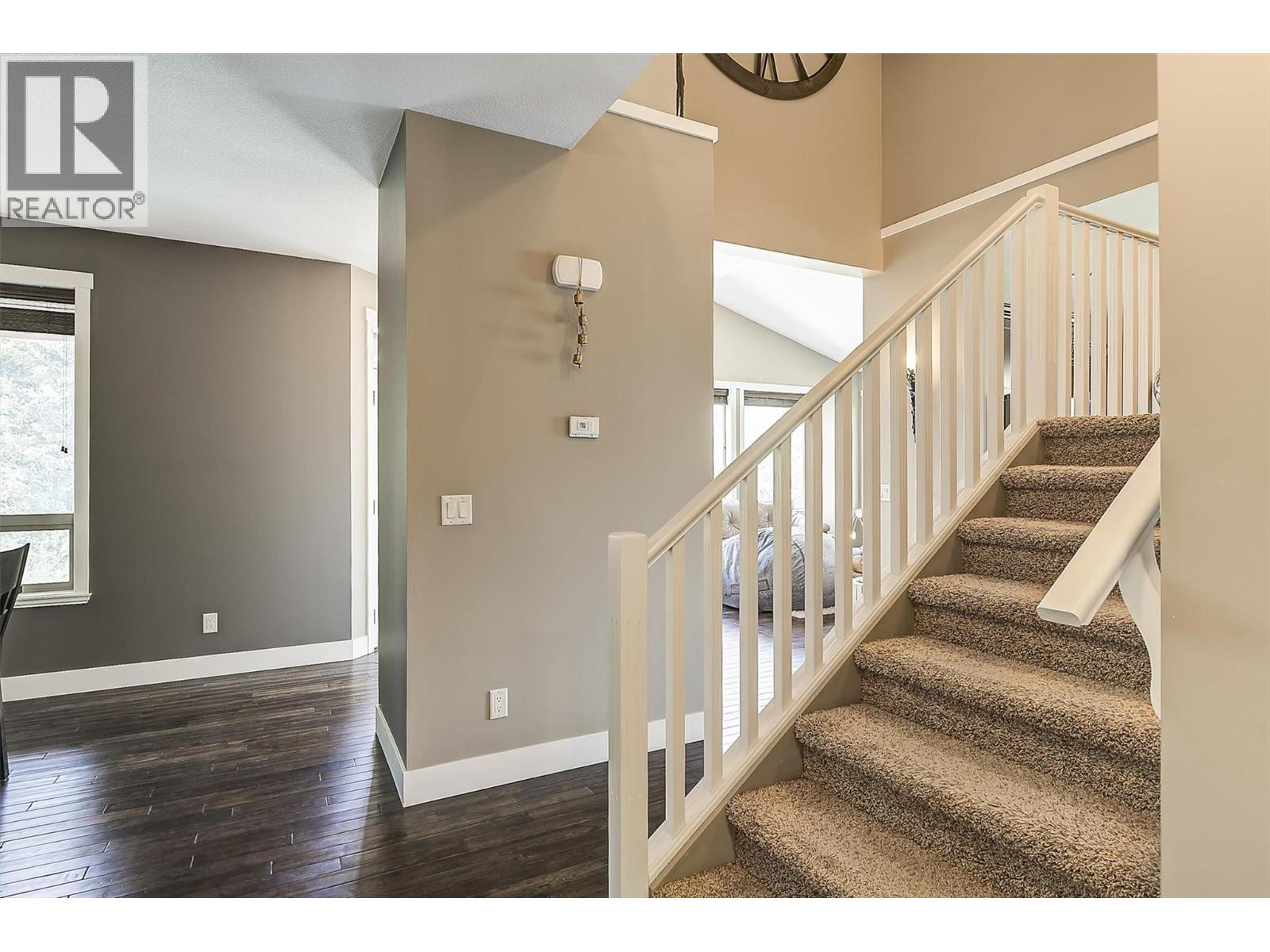 2200 Sunview Drive