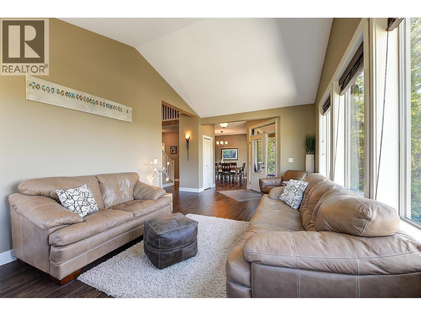 2200 Sunview Drive
