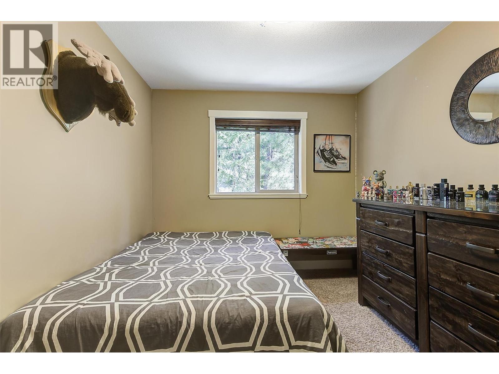 2200 Sunview Drive
