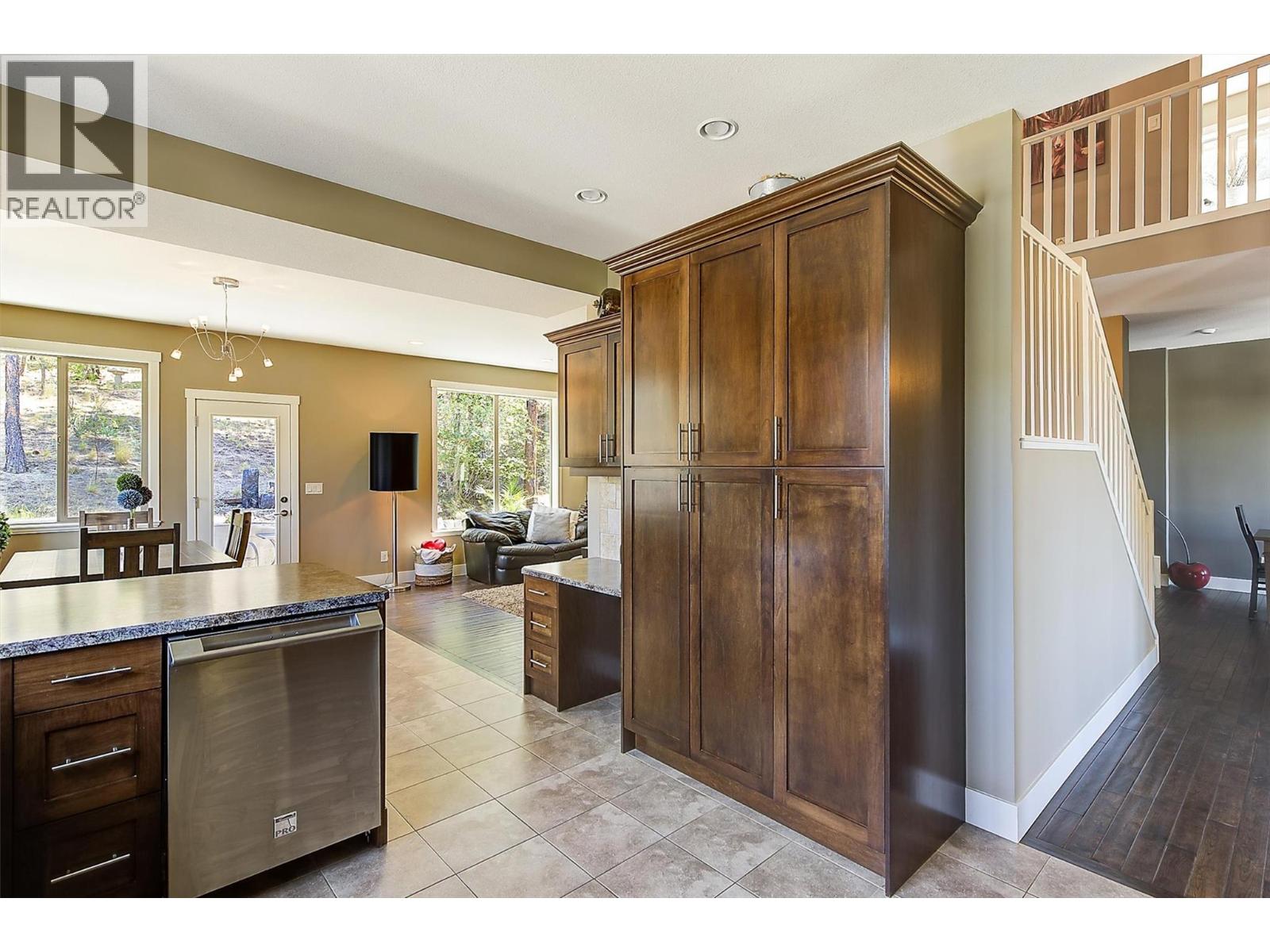 2200 Sunview Drive