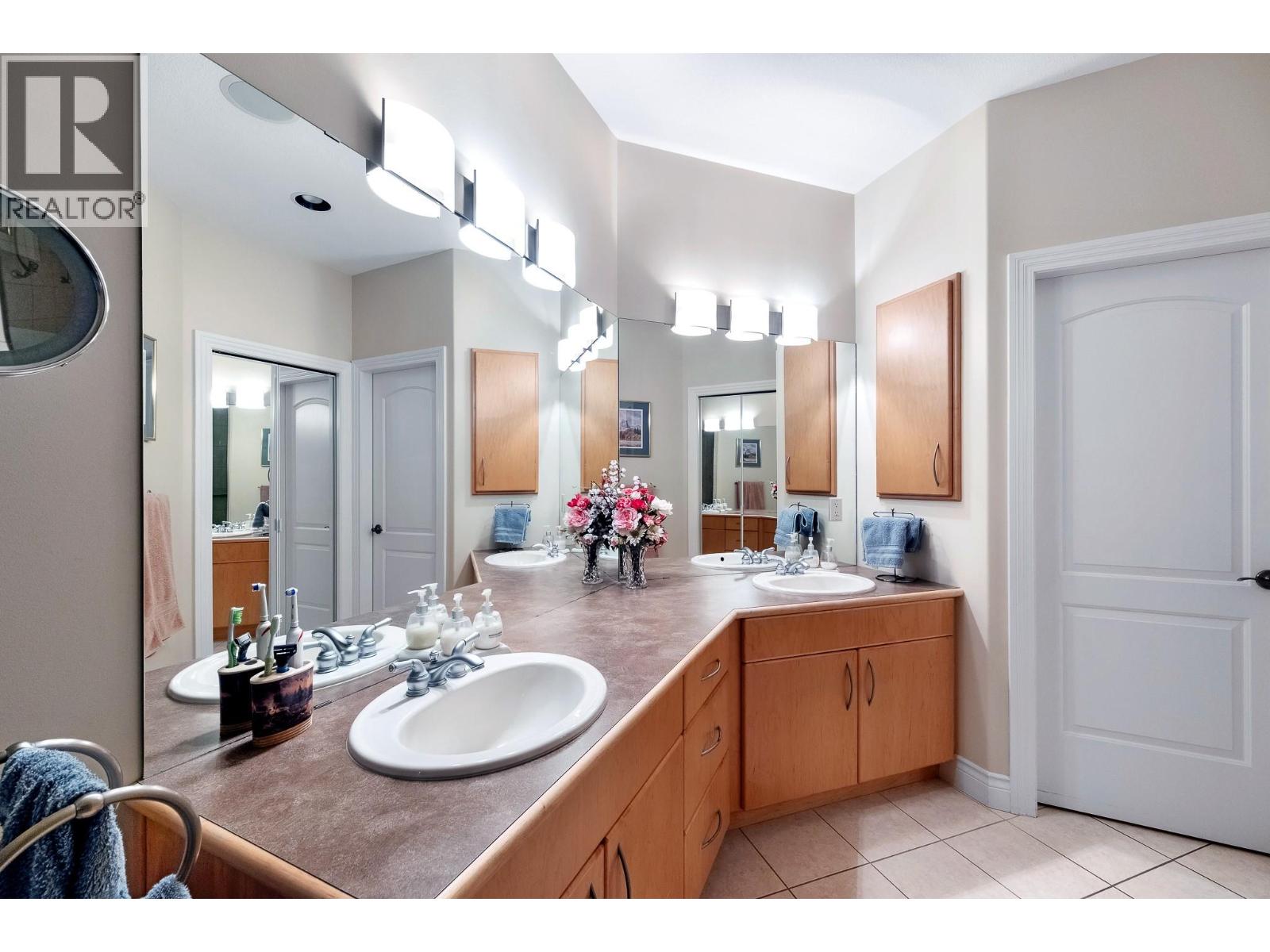 4520 Gallaghers Lookout Unit# 4