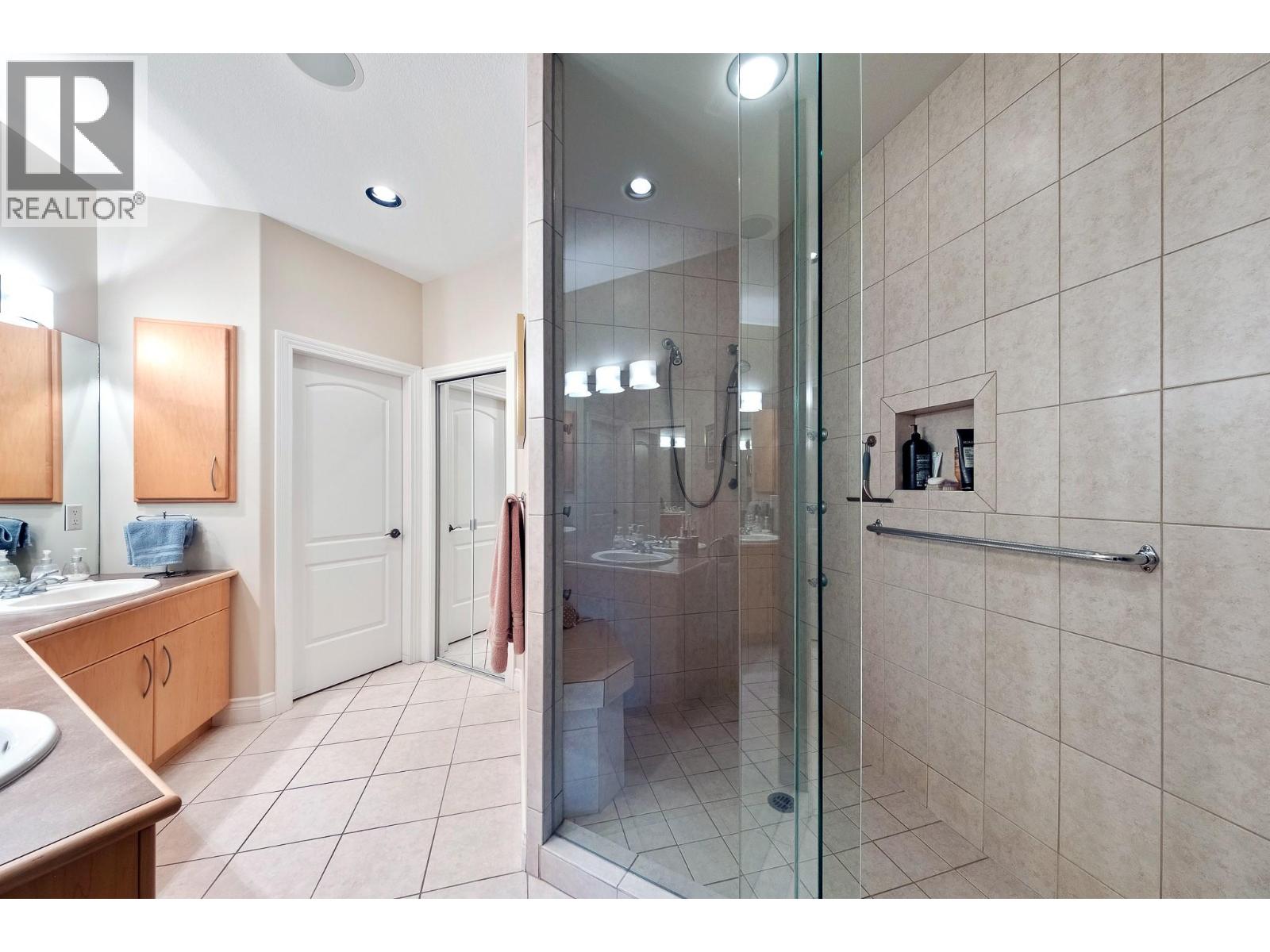 4520 Gallaghers Lookout Unit# 4