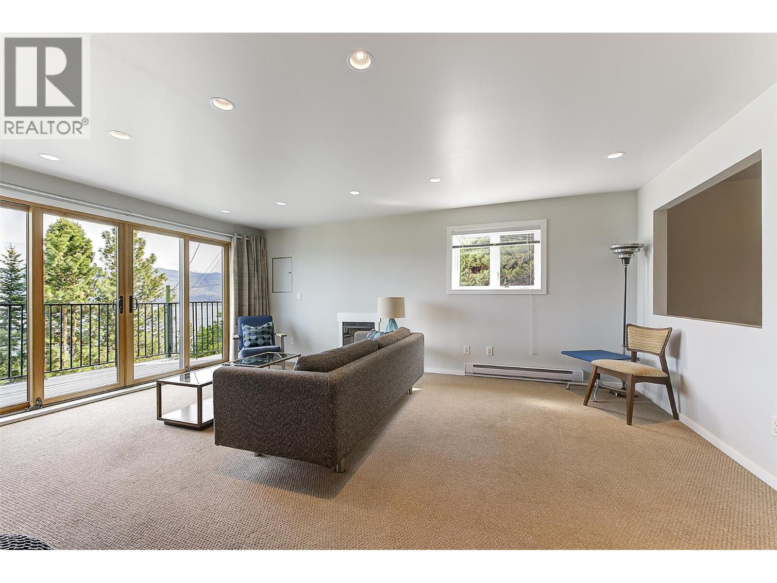 2674 Lakeview Road