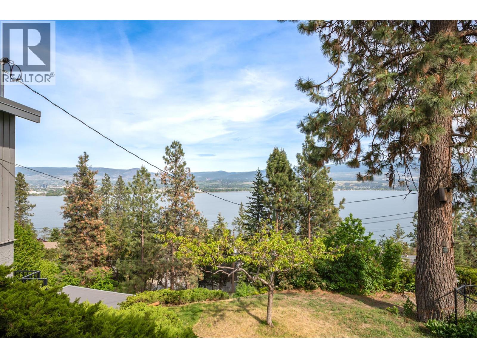 2674 Lakeview Road