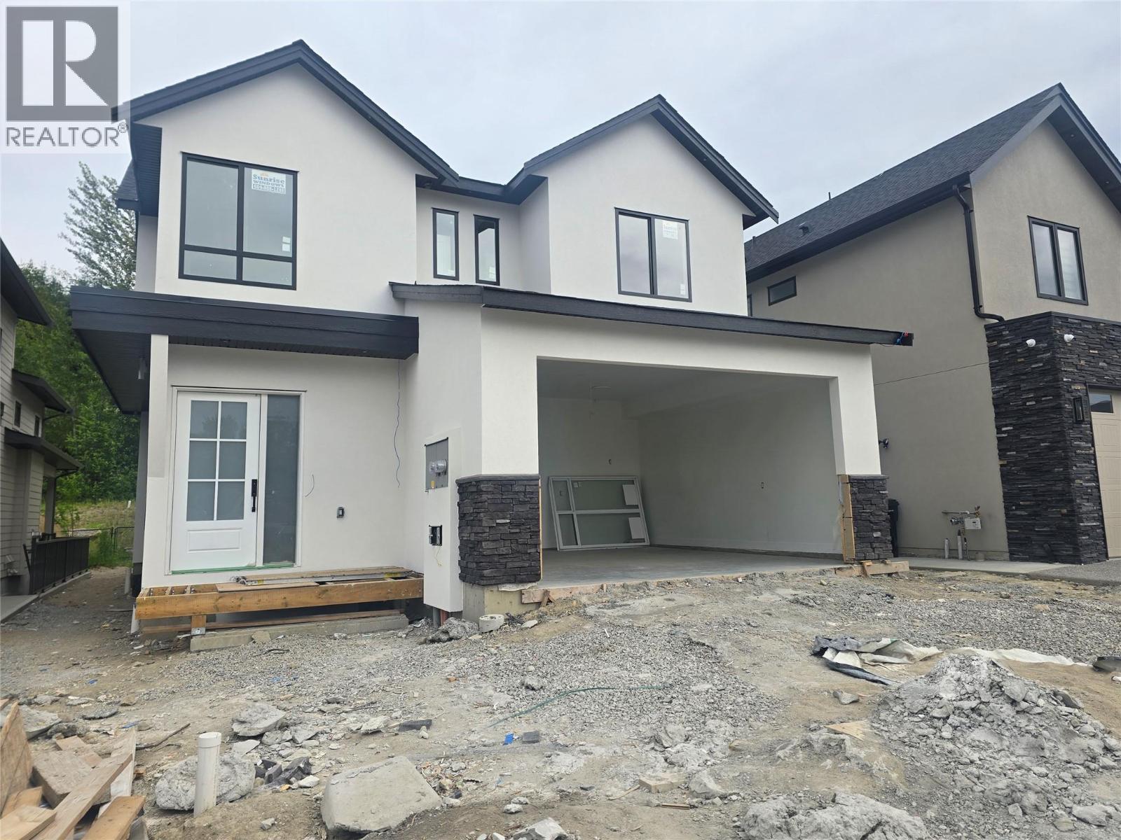 996 Bull Crescent