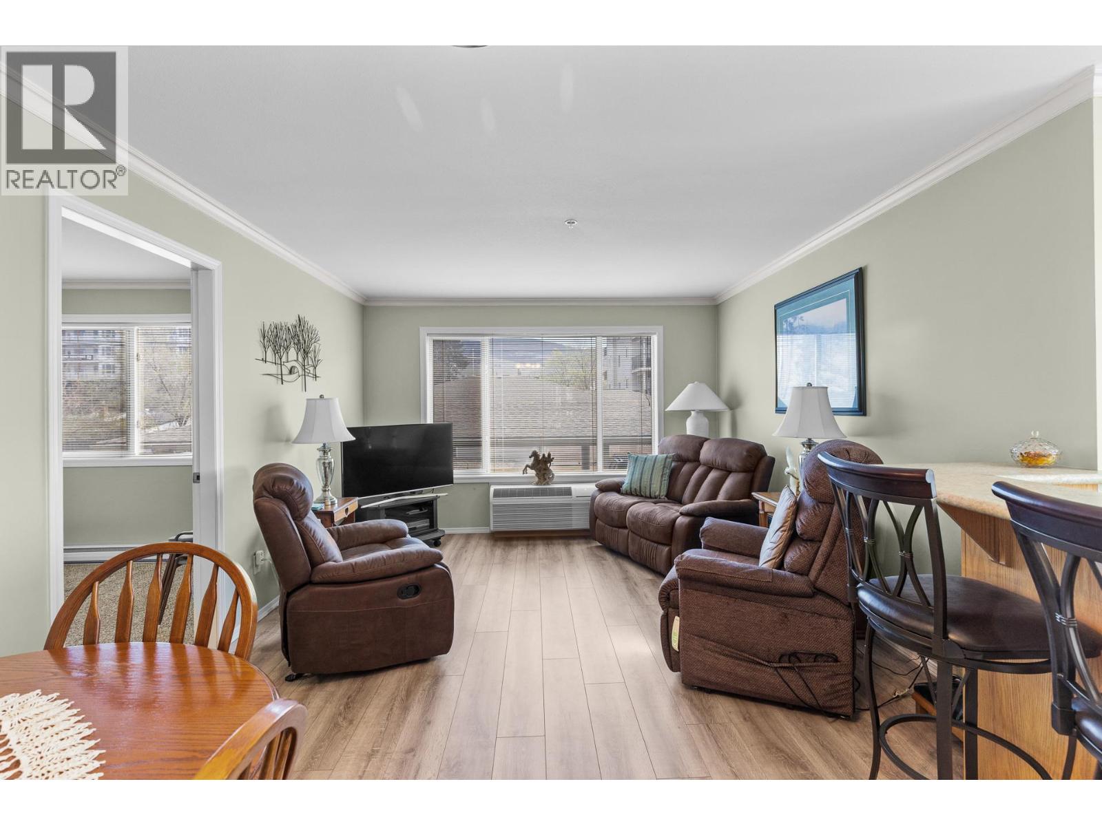 265 Froelich Road Unit# 211