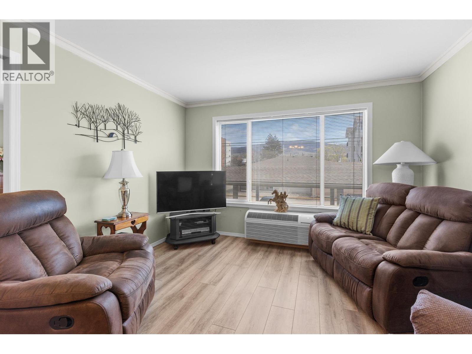 265 Froelich Road Unit# 211
