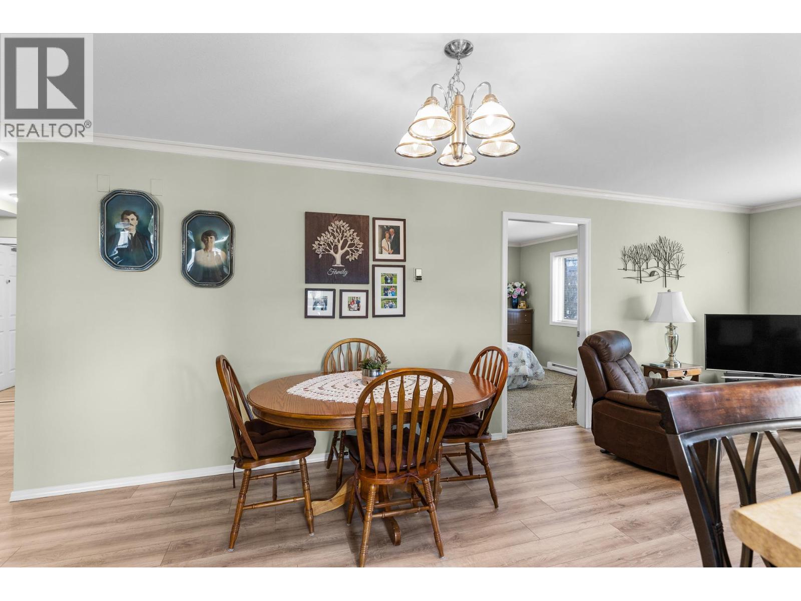 265 Froelich Road Unit# 211
