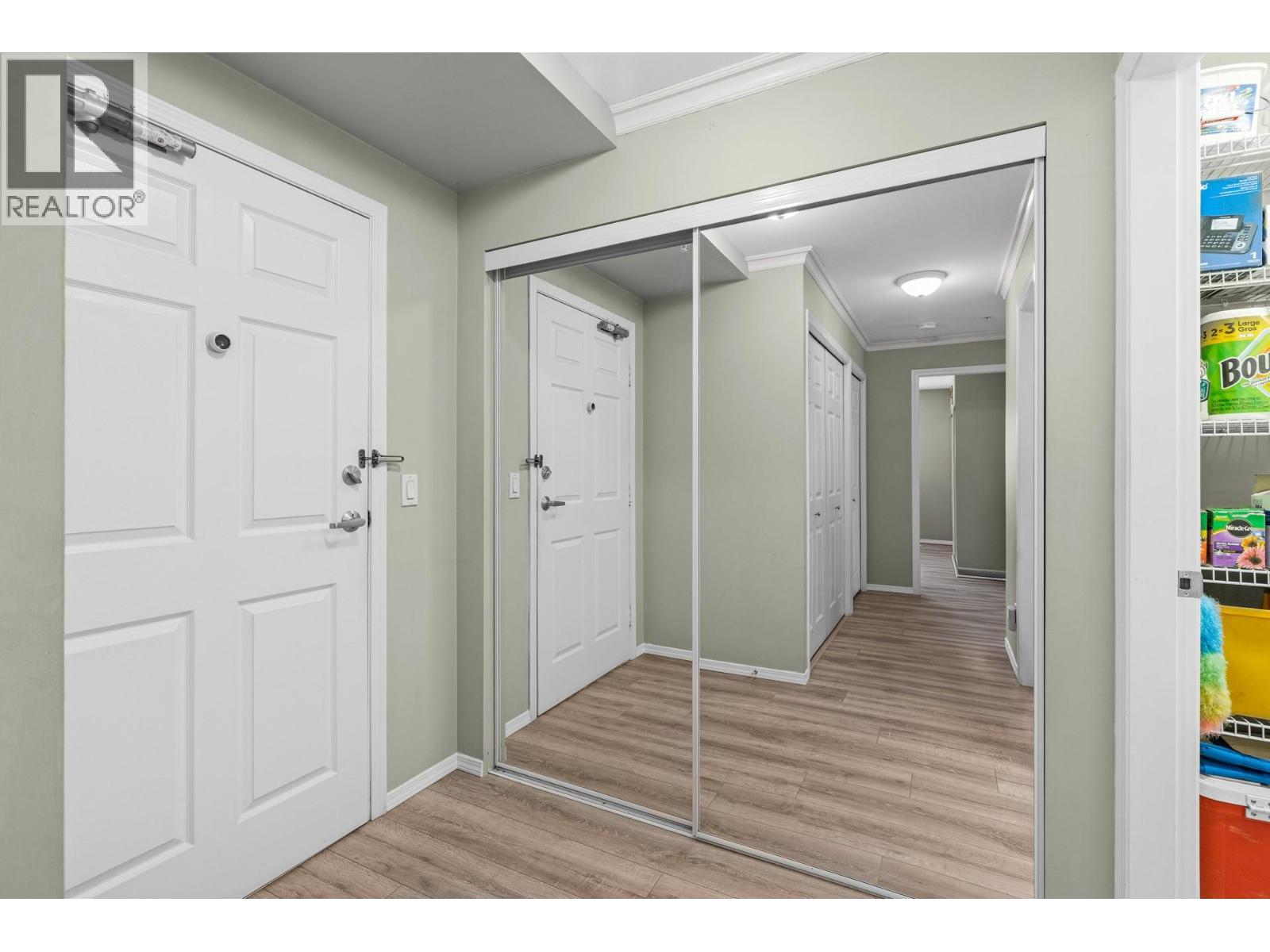 265 Froelich Road Unit# 211