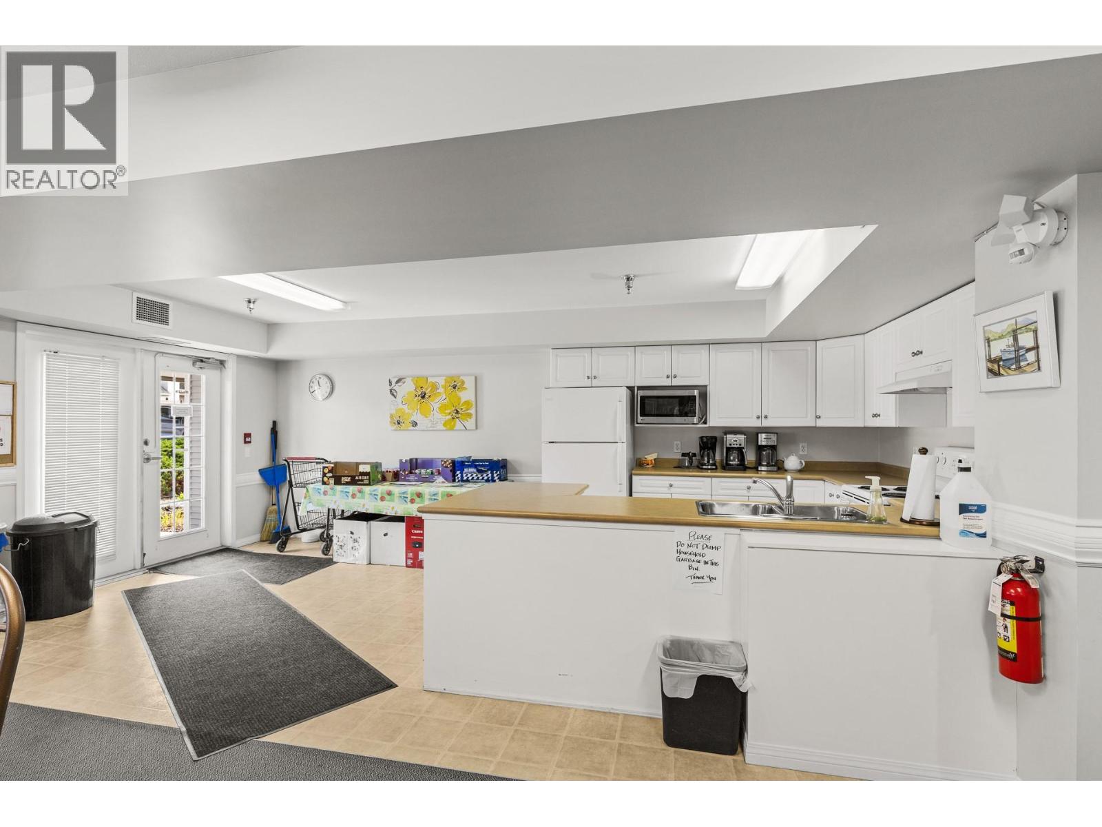 265 Froelich Road Unit# 211