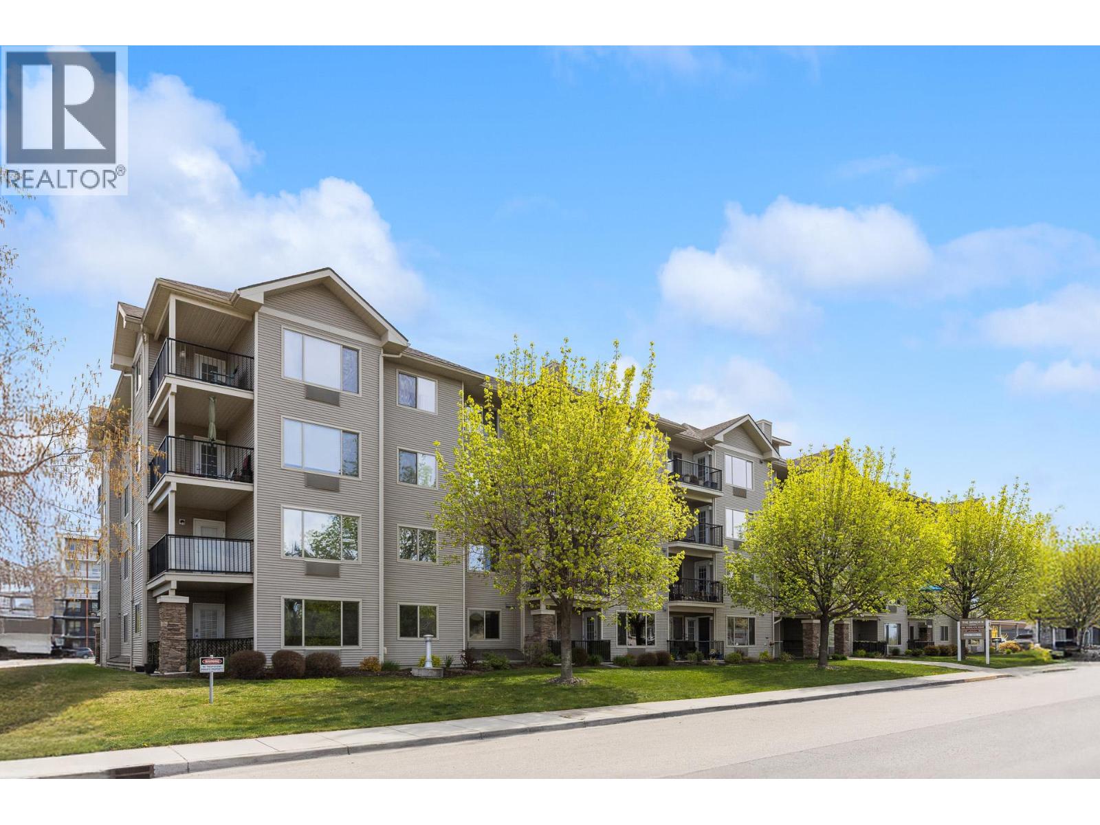 265 Froelich Road Unit# 211