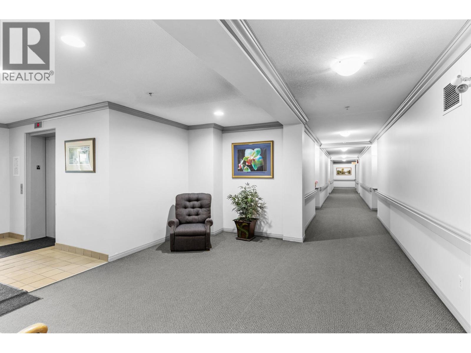 265 Froelich Road Unit# 211