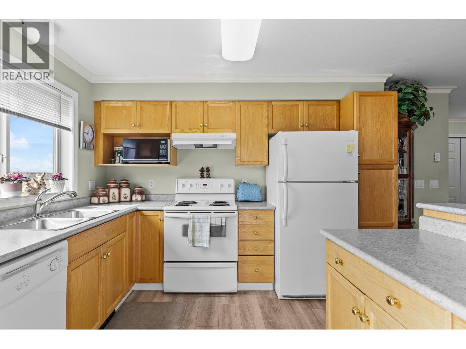 265 Froelich Road Unit# 211